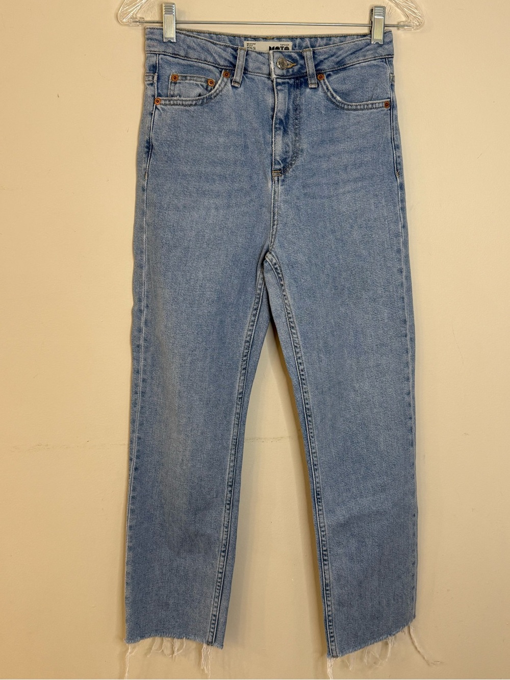 TOPSHOP Moto high rise crop retro denim jeans 
26”Wx26”L